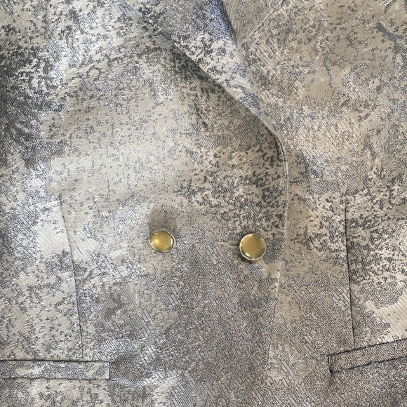 CAbi chalet silver and cream blazer - Picture 2 of 5